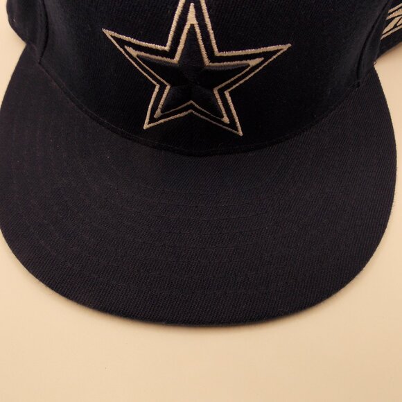 Reebok Flex-Fit Dallas Cowboys Hat - Picture 10 of 11
